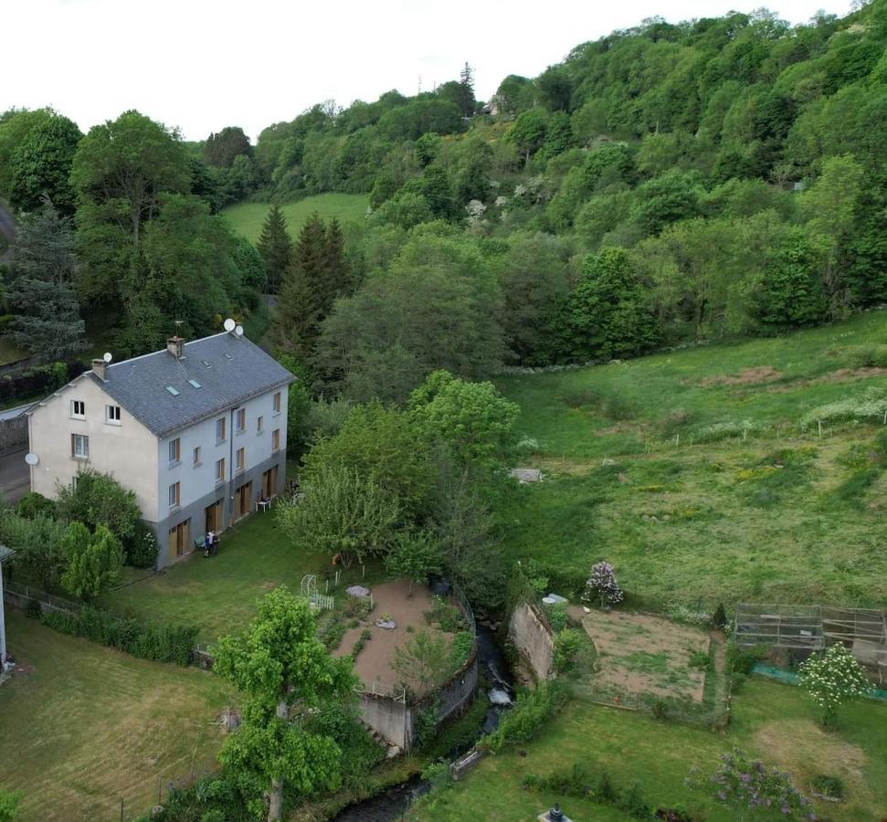Rose, 4 Pers. Villa Saint Antoine, Orcival, Sancy Exteriér fotografie